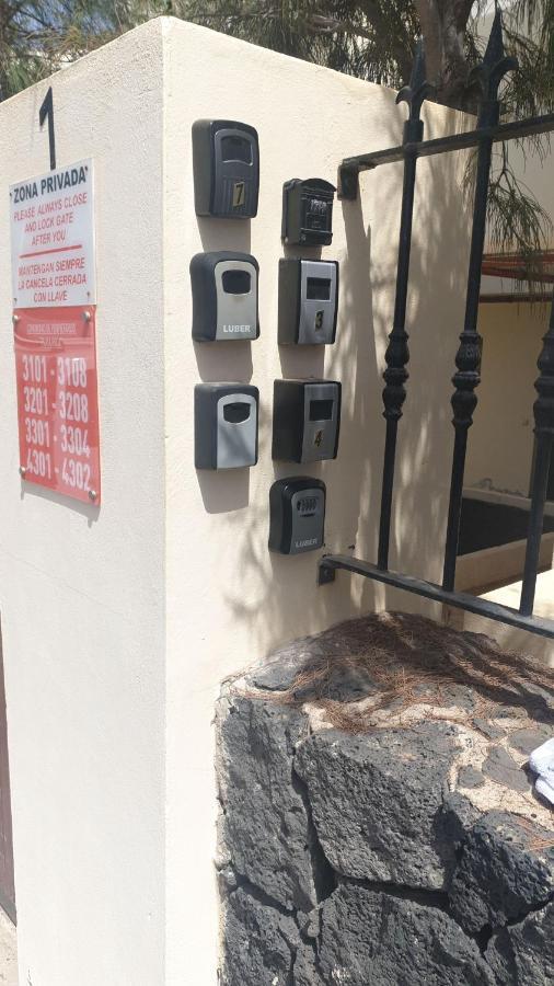 Apartamento En Playa Roca Primer Linea De Mar 科斯塔特吉塞 外观 照片